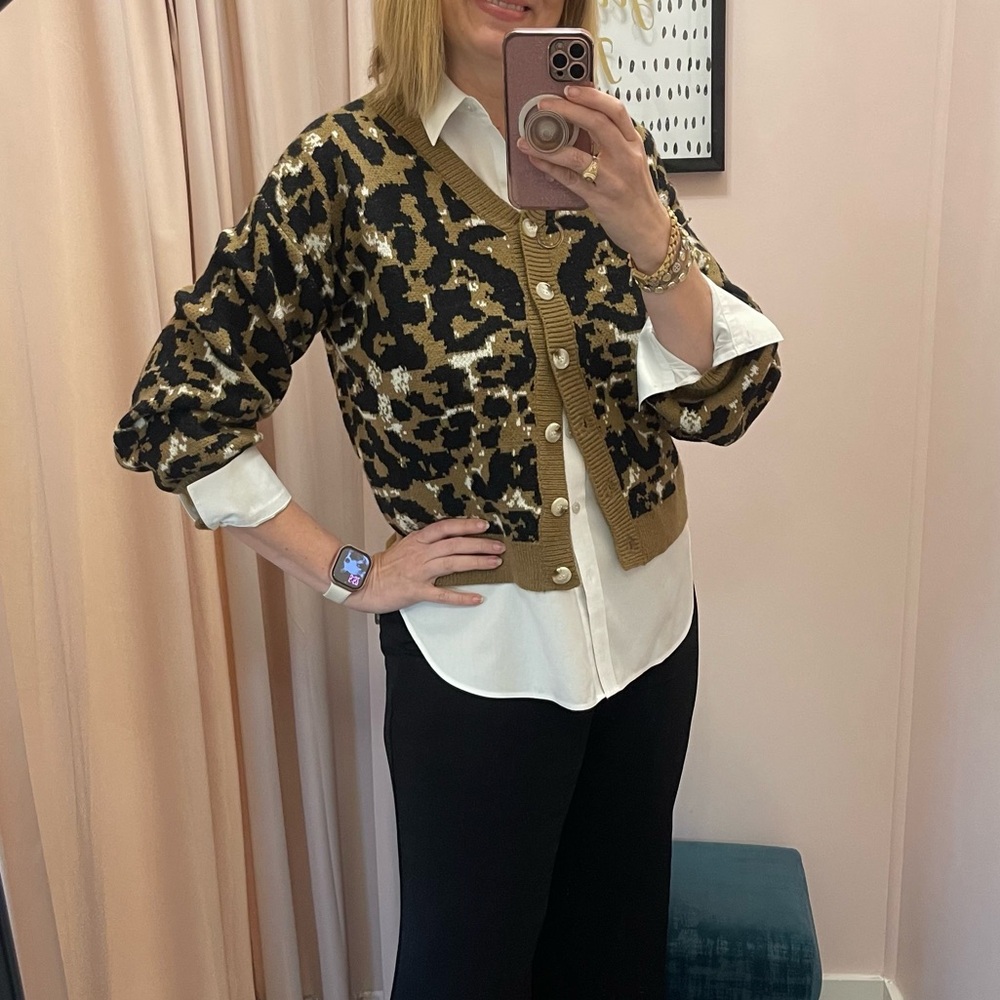 Leopard Print Cardigan Button Closure - Picture 3 of 3